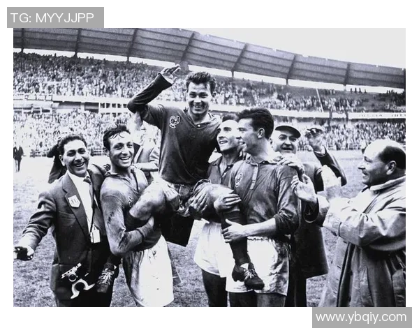 法国足球名星的辉煌历程与影响力探讨 法国足球名星的辉煌历程与影响力探讨