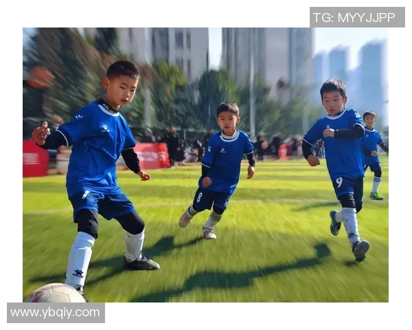 新萌足球：探索青少年足球发展的新机遇与挑战